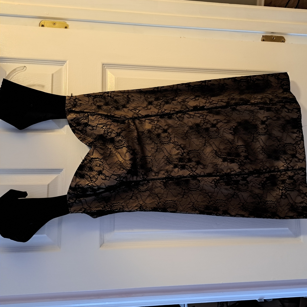 Atmosphere Black Lace Midi Dress